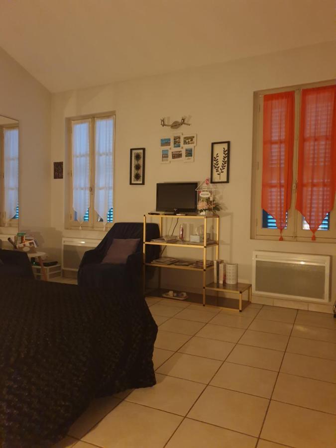 Appartement Terrasse - Hypercentre Avignon Buitenkant foto