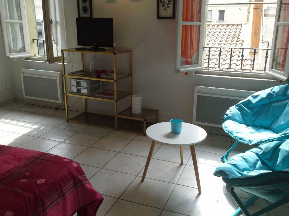 Appartement Terrasse - Hypercentre Avignon Buitenkant foto
